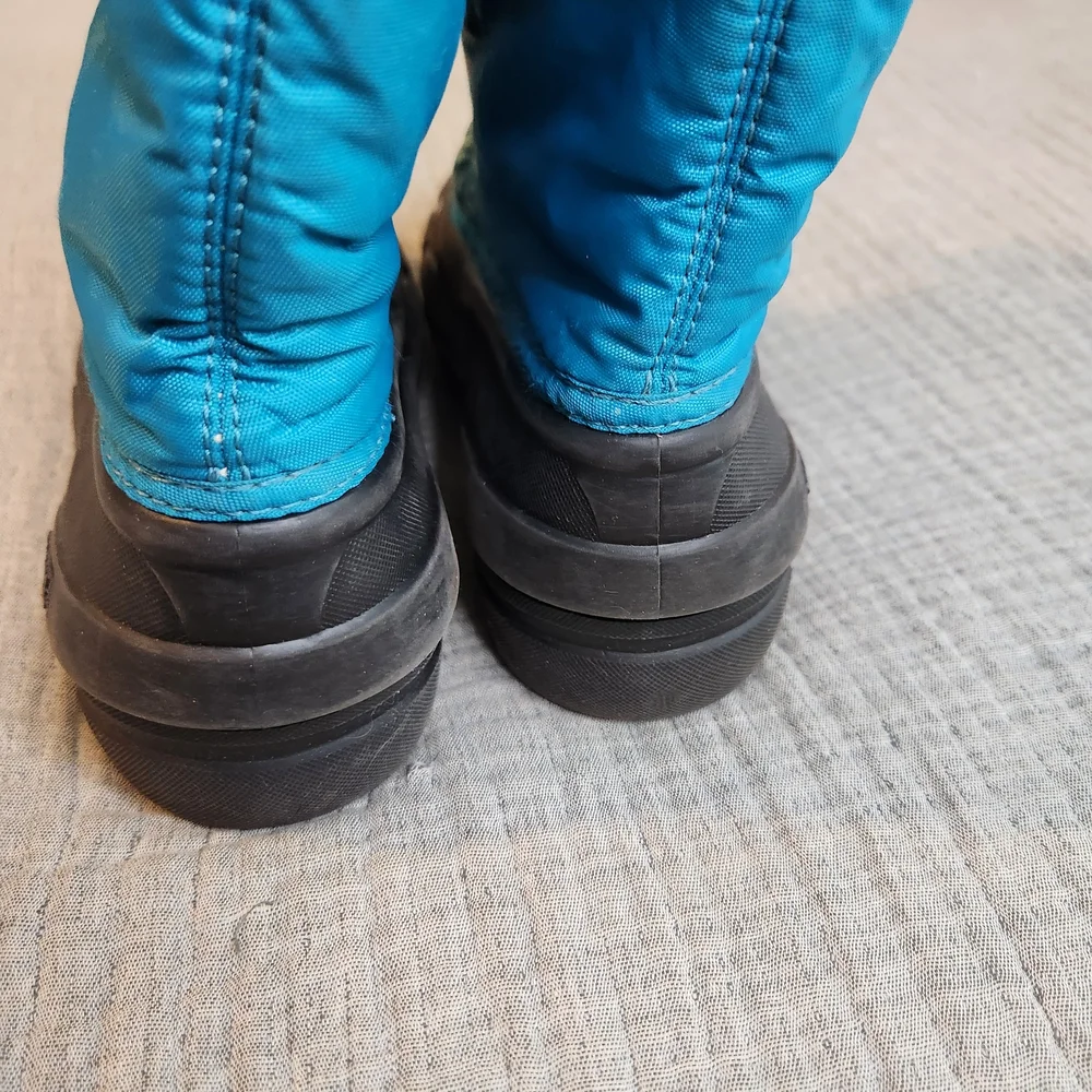 Sorel Winter Insulated Snow Boots Snowflake Teal Blue Black Womens Size 5